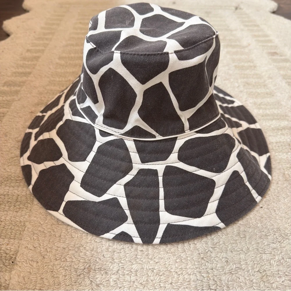 Banana Republic Reversible Cotton Hat